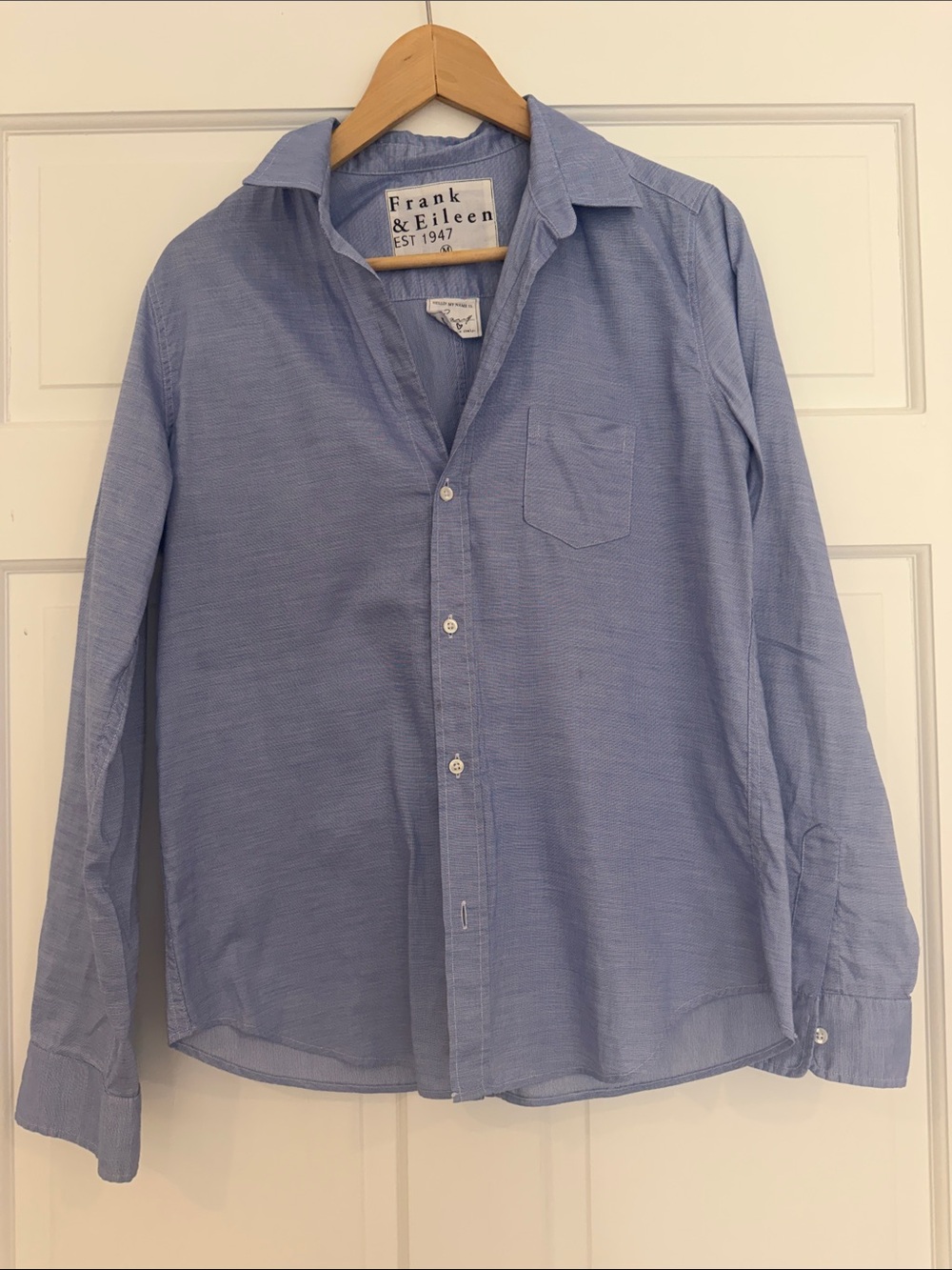 Frank & Eileen BARRY Sky Blue Button Down Shirt